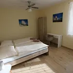Comenius Moravus Vinarsky Dvur Mikulov