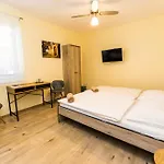 Comenius Moravus Vinarsky Dvur Πανσιόν 3*