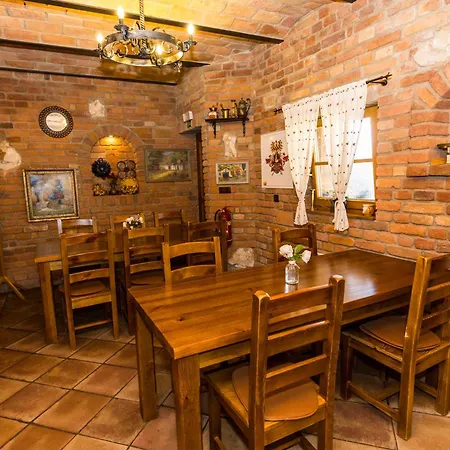בית הארחה Comenius Moravus Vinarsky Dvur 3*
