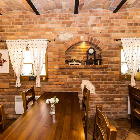 Comenius Moravus Vinarsky Dvur Vendégház Mikulov