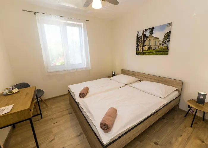 Comenius Moravus Vinarsky Dvur Mikulov